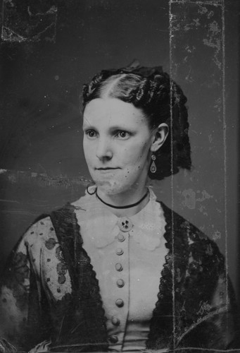 ImogeneBlissSisterOfAlbertNBliss2.jpg