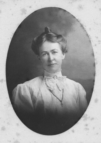 MrsHermanInaFosterRogers1908.jpg