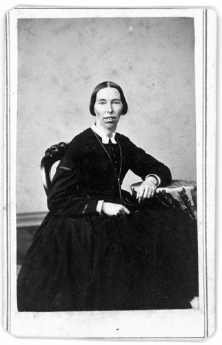 SaphroniaBlissMarshSisterOfNormanWBliss.jpg