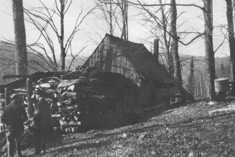 BERNIECAMERONSSUGARHOUSE18APR1915.jpg